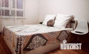 1-к квартира, посуточно, 47м2, 1/1 этаж