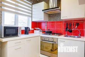 3-к квартира, посуточно, 80м2, 1/1 этаж