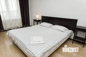 1-к квартира, посуточно, 47м2, 18/20 этаж