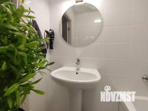 2-к квартира, посуточно, 60м2, 1/1 этаж