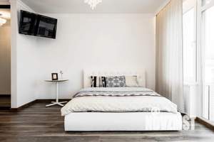 Студия квартира, посуточно, 39м2, 10/32 этаж