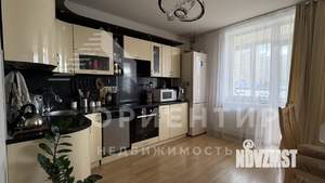 2-к квартира, вторичка, 65м2, 2/19 этаж