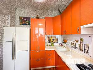 2-к квартира, вторичка, 78м2, 3/3 этаж