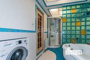 4-к квартира, вторичка, 143м2, 2/6 этаж