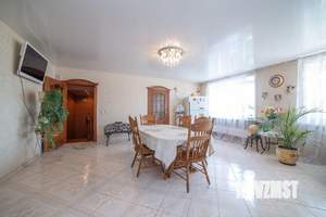5-к квартира, вторичка, 202м2, 8/9 этаж