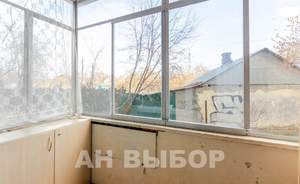 2-к квартира, вторичка, 42м2, 1/9 этаж