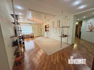 3-к квартира, вторичка, 118м2, 10/10 этаж