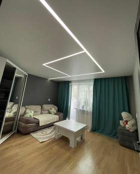 2-к квартира, вторичка, 42м2, 3/5 этаж