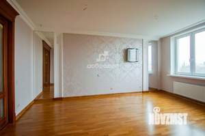 3-к квартира, вторичка, 112м2, 9/25 этаж