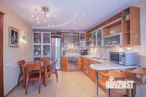 3-к квартира, вторичка, 143м2, 5/16 этаж
