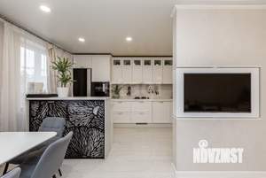 2-к квартира, вторичка, 100м2, 4/10 этаж