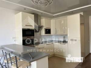 2-к квартира, вторичка, 75м2, 17/20 этаж