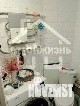 3-к квартира, вторичка, 58м2, 9/9 этаж