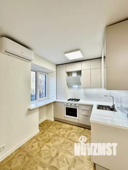 2-к квартира, вторичка, 42м2, 3/5 этаж