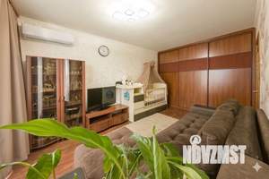 2-к квартира, вторичка, 42м2, 8/9 этаж