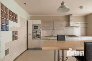 4-к квартира, вторичка, 163м2, 6/10 этаж