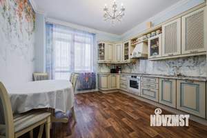 3-к квартира, вторичка, 101м2, 10/15 этаж