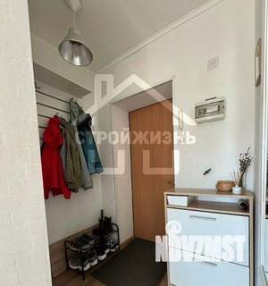 2-к квартира, вторичка, 42м2, 4/5 этаж