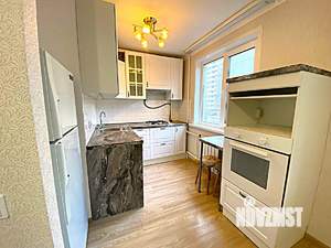 2-к квартира, вторичка, 44м2, 3/5 этаж