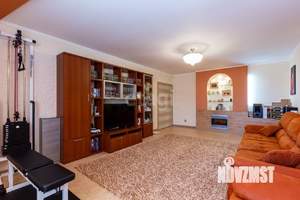 3-к квартира, вторичка, 115м2, 5/10 этаж
