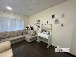 2-к квартира, вторичка, 50м2, 1/4 этаж