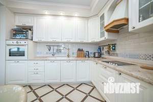 1-к квартира, вторичка, 68м2, 13/25 этаж