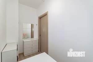 Студия квартира, вторичка, 32м2, 3/25 этаж