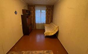 3-к квартира, вторичка, 50м2, 1/5 этаж