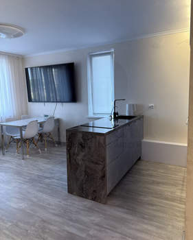 3-к квартира, вторичка, 82м2, 2/35 этаж