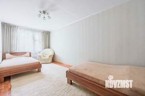 3-к квартира, вторичка, 81м2, 1/6 этаж