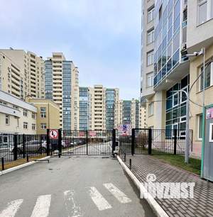 2-к квартира, вторичка, 66м2, 3/19 этаж