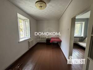 2-к квартира, вторичка, 42м2, 1/3 этаж