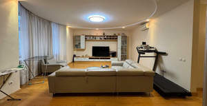 2-к квартира, вторичка, 130м2, 5/7 этаж