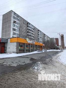 3-к квартира, вторичка, 58м2, 9/9 этаж