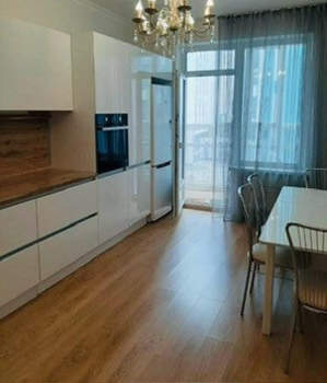 2-к квартира, вторичка, 75м2, 7/19 этаж