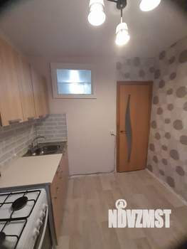 2-к квартира, вторичка, 43м2, 1/5 этаж