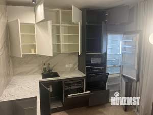 2-к квартира, вторичка, 61м2, 7/32 этаж