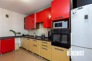 3-к квартира, вторичка, 82м2, 10/15 этаж