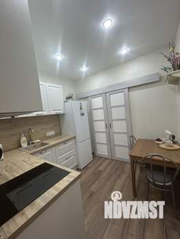 2-к квартира, вторичка, 37м2, 10/27 этаж