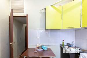 2-к квартира, вторичка, 43м2, 1/4 этаж