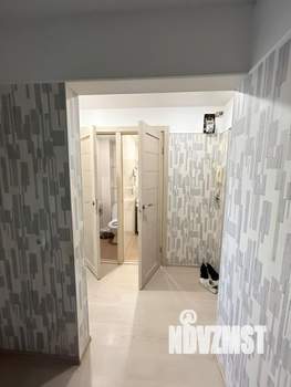 2-к квартира, вторичка, 43м2, 1/9 этаж