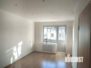 2-к квартира, вторичка, 42м2, 3/4 этаж