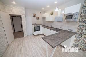 2-к квартира, вторичка, 79м2, 2/25 этаж