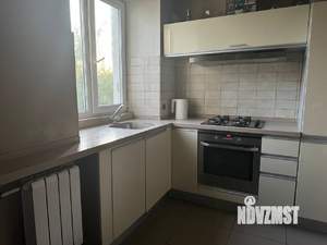 3-к квартира, вторичка, 62м2, 5/5 этаж