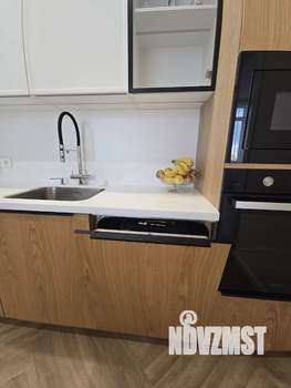 3-к квартира, вторичка, 102м2, 12/14 этаж