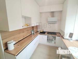 1-к квартира, вторичка, 37м2, 1/4 этаж