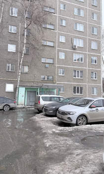 3-к квартира, вторичка, 64м2, 1/9 этаж