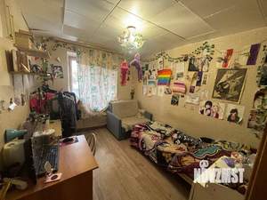 4-к квартира, вторичка, 74м2, 1/9 этаж