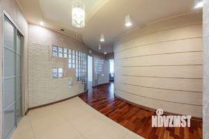 4-к квартира, вторичка, 163м2, 6/10 этаж