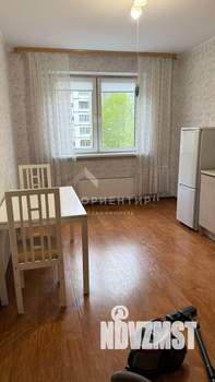 1-к квартира, вторичка, 50м2, 4/17 этаж